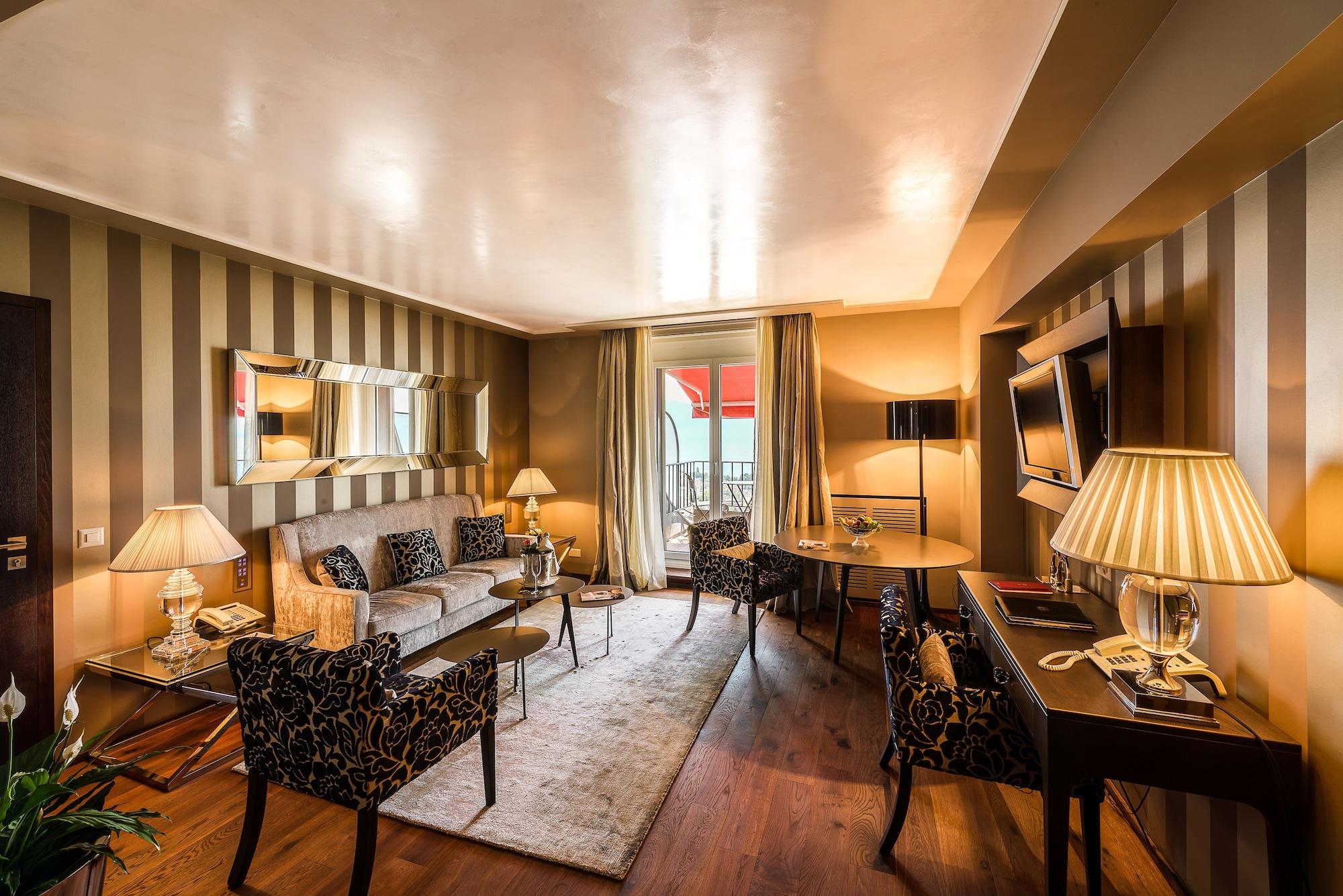 Lausanne Palace Екстериор снимка Suite