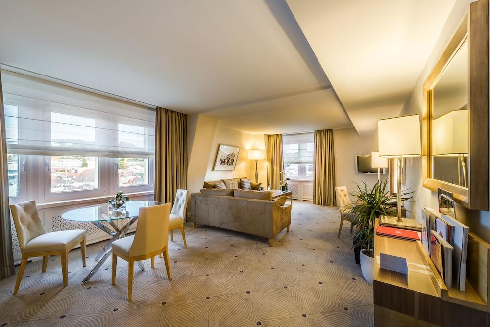 Lausanne Palace Екстериор снимка Suite